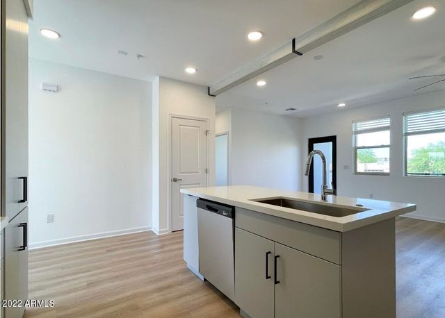 12412 N Saguaro Boulevard 101, Fountain Hills, AZ 85268