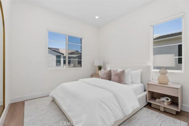 121 Bosal, Irvine, CA 92618