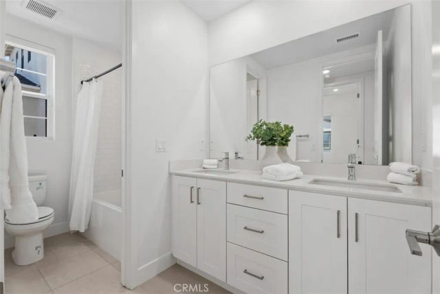 121 Bosal, Irvine, CA 92618