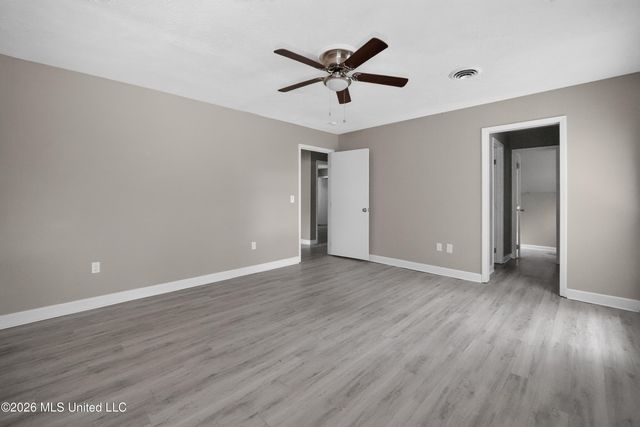 2050 Gateway Drive, Ridgeland, MS 39157