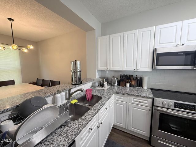 7732 Astoria Place, Raleigh, NC 27612