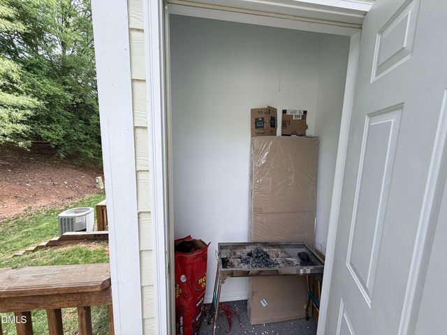 7732 Astoria Place, Raleigh, NC 27612