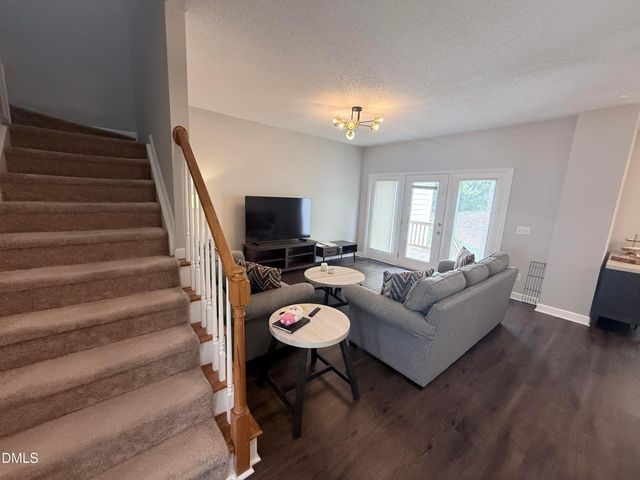 7732 Astoria Place, Raleigh, NC 27612