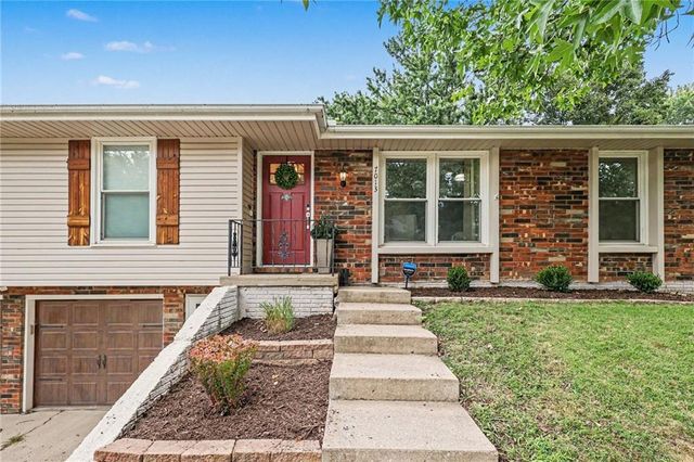 7013 N Winan Avenue, Kansas City, MO 64152