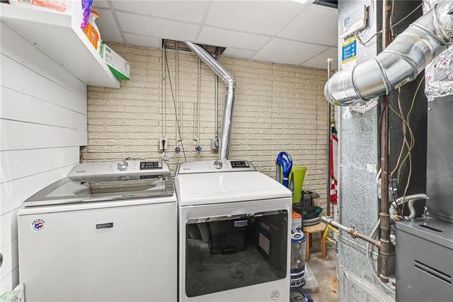 7013 N Winan Avenue, Kansas City, MO 64152