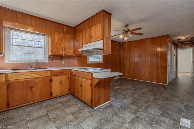 7210 Vance Road, Kernersville, NC 27284