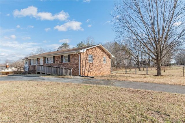 7210 Vance Road, Kernersville, NC 27284