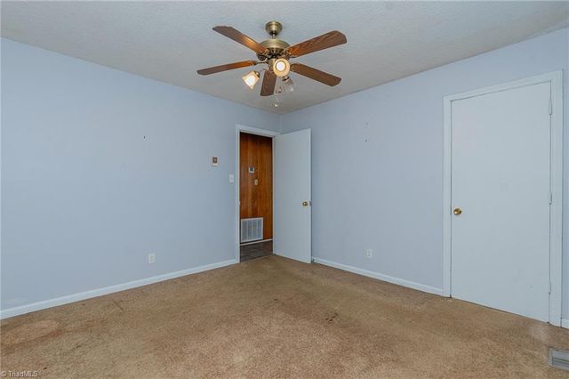 7210 Vance Road, Kernersville, NC 27284