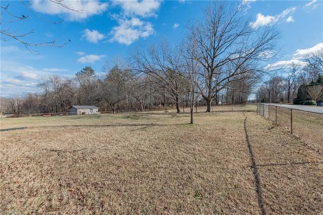 7210 Vance Road, Kernersville, NC 27284