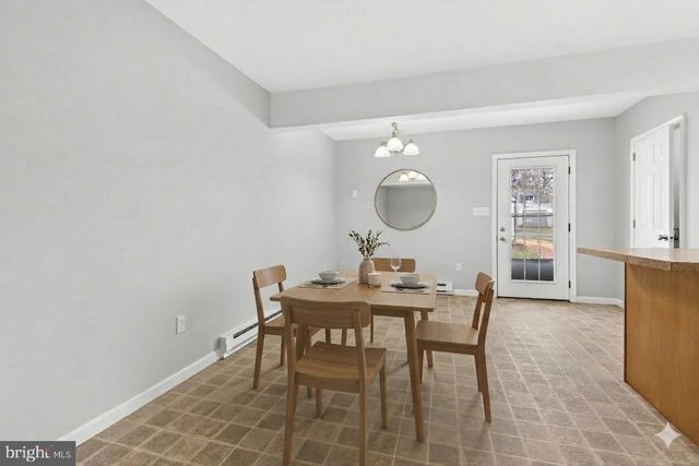 637 W MAIN ST, Ephrata, PA 17522