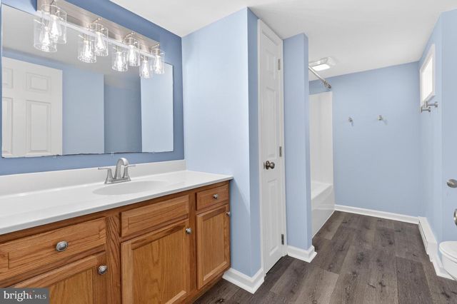 637 W MAIN ST, Ephrata, PA 17522