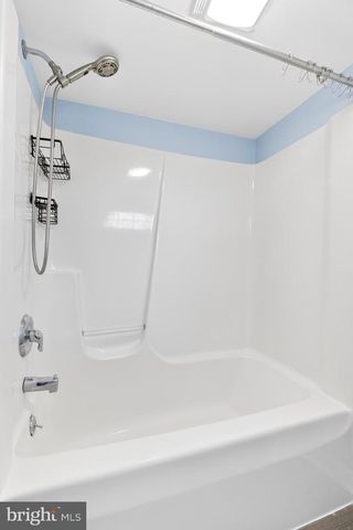 637 W MAIN ST, Ephrata, PA 17522