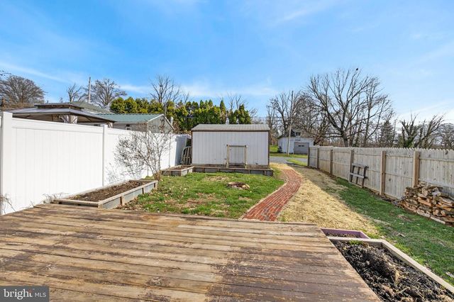 637 W MAIN ST, Ephrata, PA 17522