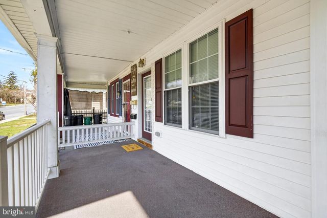 637 W MAIN ST, Ephrata, PA 17522