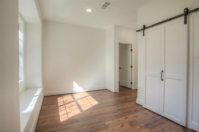 83 Dahlia Road, Huntsville, TX 77320