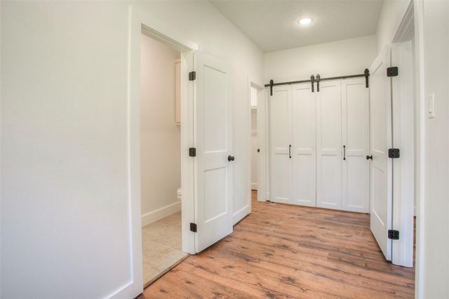 83 Dahlia Road, Huntsville, TX 77320