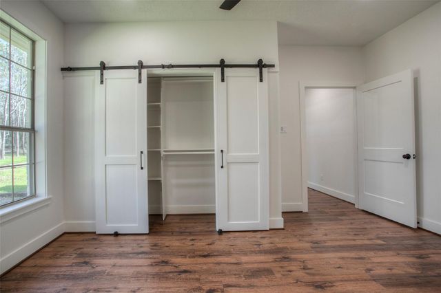 83 Dahlia Road, Huntsville, TX 77320