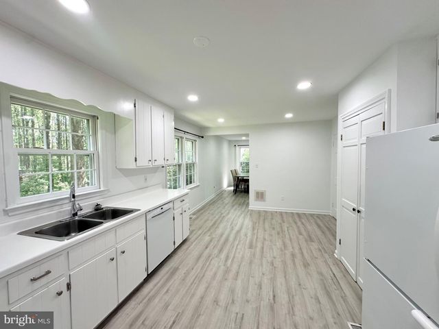 13113 LAUREL GLEN RD, Clifton, VA 20124