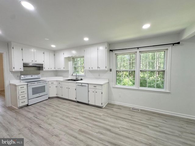 13113 LAUREL GLEN RD, Clifton, VA 20124