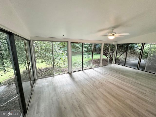 13113 LAUREL GLEN RD, Clifton, VA 20124