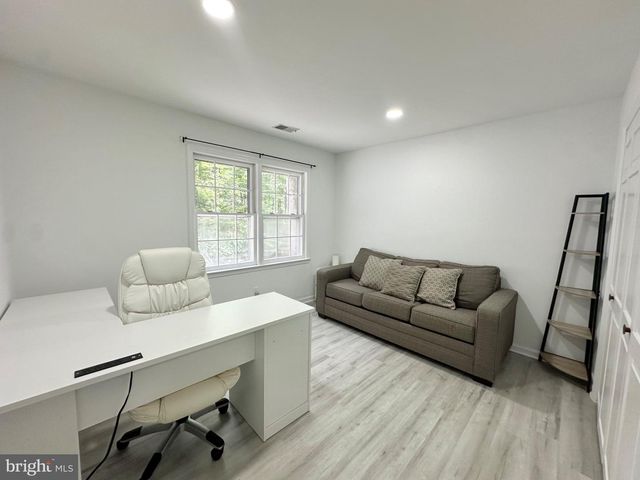 13113 LAUREL GLEN RD, Clifton, VA 20124