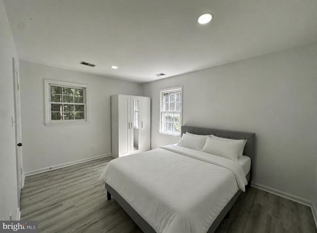 13113 LAUREL GLEN RD, Clifton, VA 20124