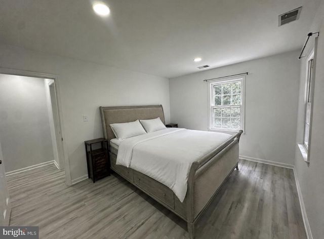 13113 LAUREL GLEN RD, Clifton, VA 20124