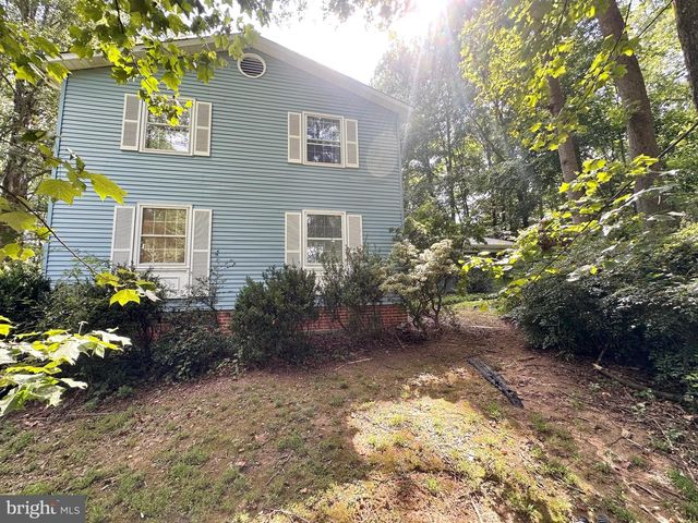 13113 LAUREL GLEN RD, Clifton, VA 20124