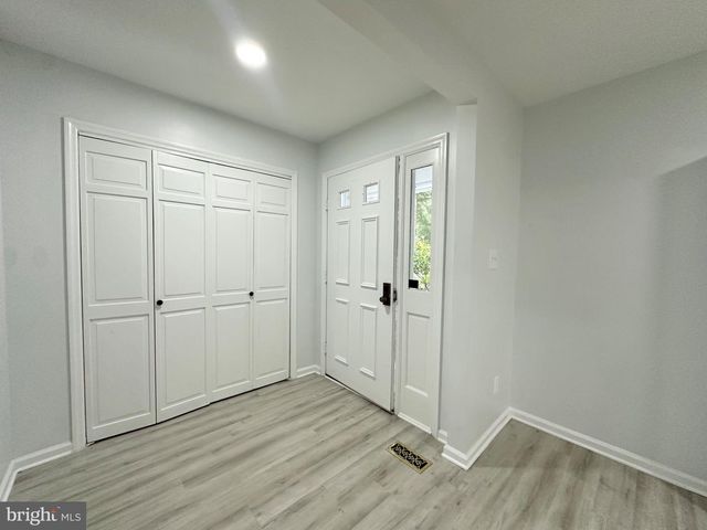 13113 LAUREL GLEN RD, Clifton, VA 20124
