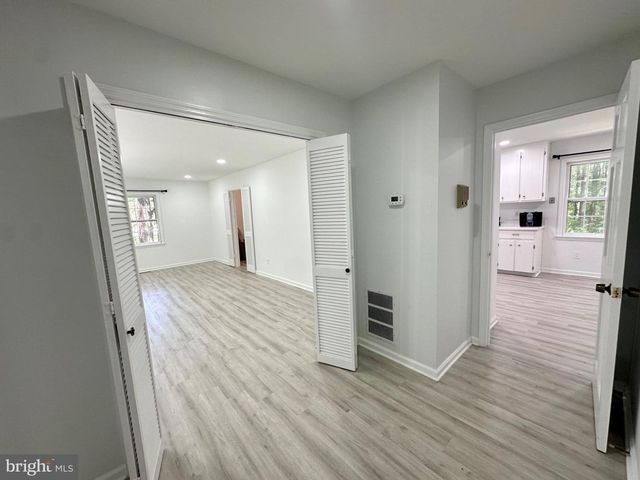13113 LAUREL GLEN RD, Clifton, VA 20124