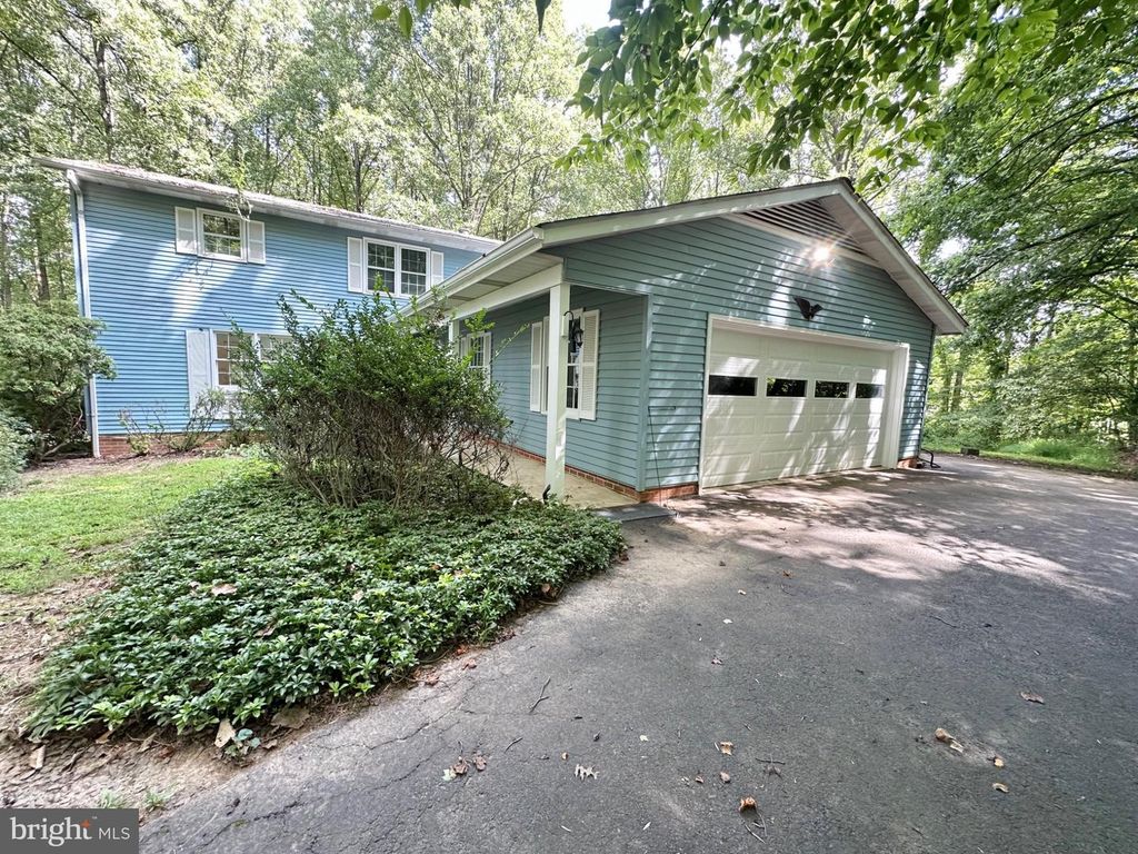 13113 LAUREL GLEN RD, Clifton, VA 20124