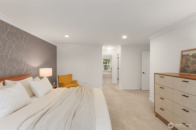 15820 104th Avenue NE, Bothell, WA 98011