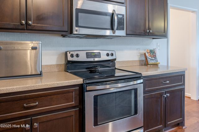 104 Northgate Lane, Clinton, NC 28328