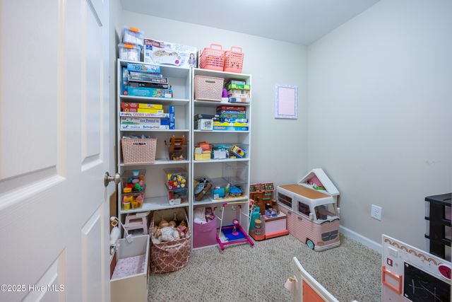 104 Northgate Lane, Clinton, NC 28328