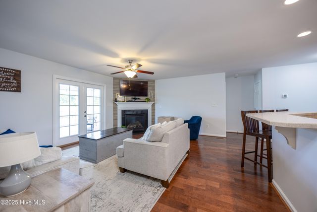 104 Northgate Lane, Clinton, NC 28328