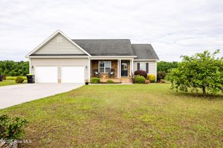 104 Northgate Lane, Clinton, NC 28328