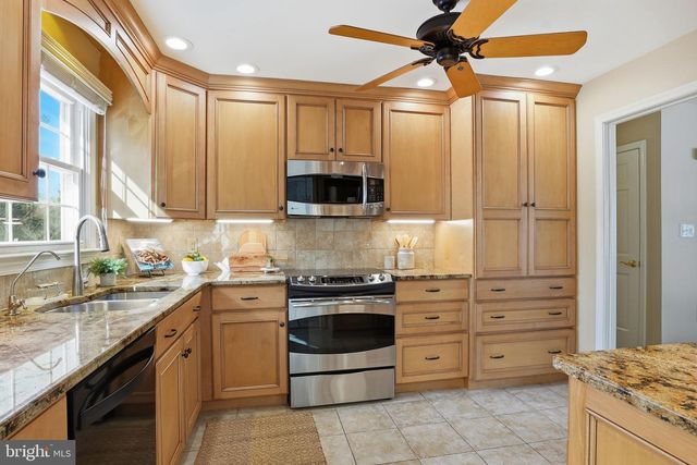 1107 CRESTVIEW DR, Annapolis, MD 21409