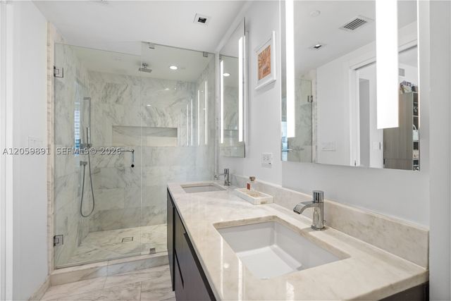 1451 Brickell Ave 1103, Miami, FL 33131