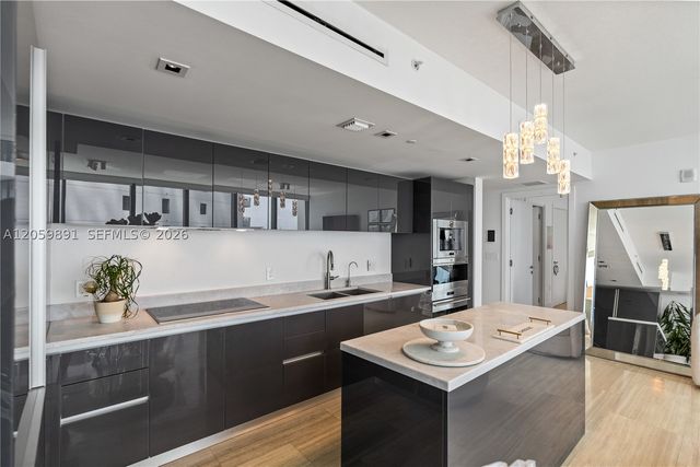 1451 Brickell Ave 1103, Miami, FL 33131