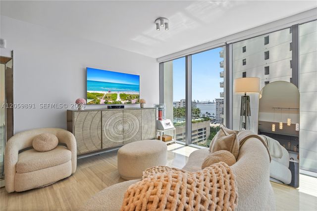 1451 Brickell Ave 1103, Miami, FL 33131