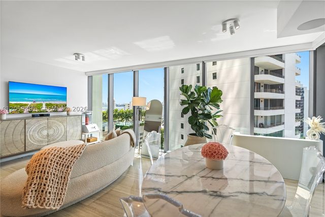 1451 Brickell Ave 1103, Miami, FL 33131