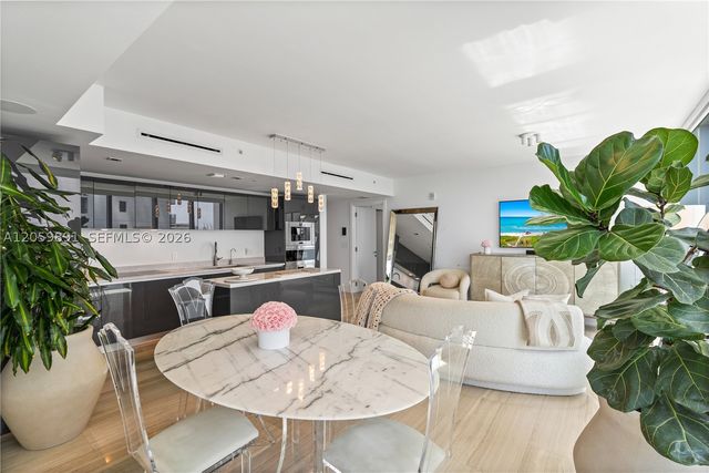 1451 Brickell Ave 1103, Miami, FL 33131