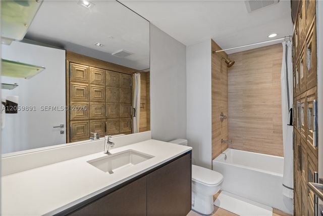 1451 Brickell Ave 1103, Miami, FL 33131