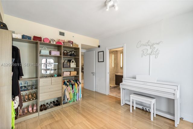1451 Brickell Ave 1103, Miami, FL 33131