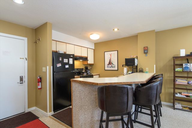 350 Mountain Road B303, Ludlow, VT 05149