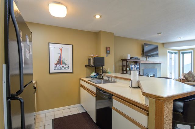 350 Mountain Road B303, Ludlow, VT 05149