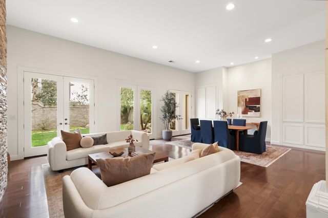 913 Tuscan Lane, Sacramento, CA 95864