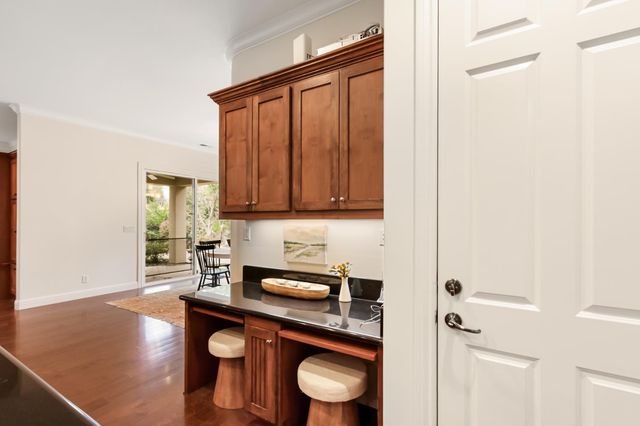 913 Tuscan Lane, Sacramento, CA 95864