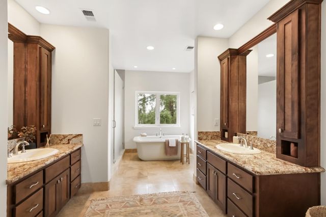 913 Tuscan Lane, Sacramento, CA 95864