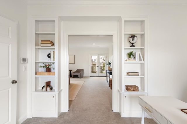 913 Tuscan Lane, Sacramento, CA 95864